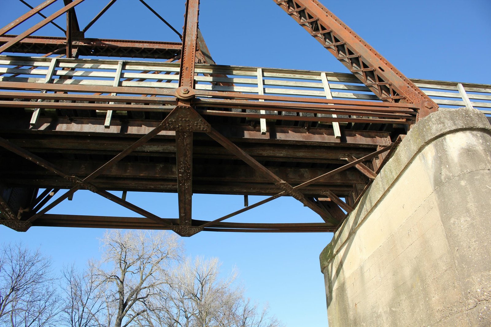 Stringer detail